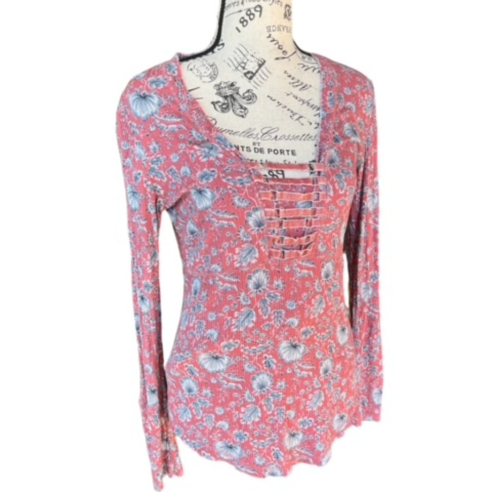 William Rast - Picture 3 of 3